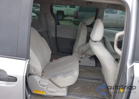 2012 Toyota Sienna Base V6 7 Passenger из США, поврежденный, VIN 5TDZK3DC4CS270941